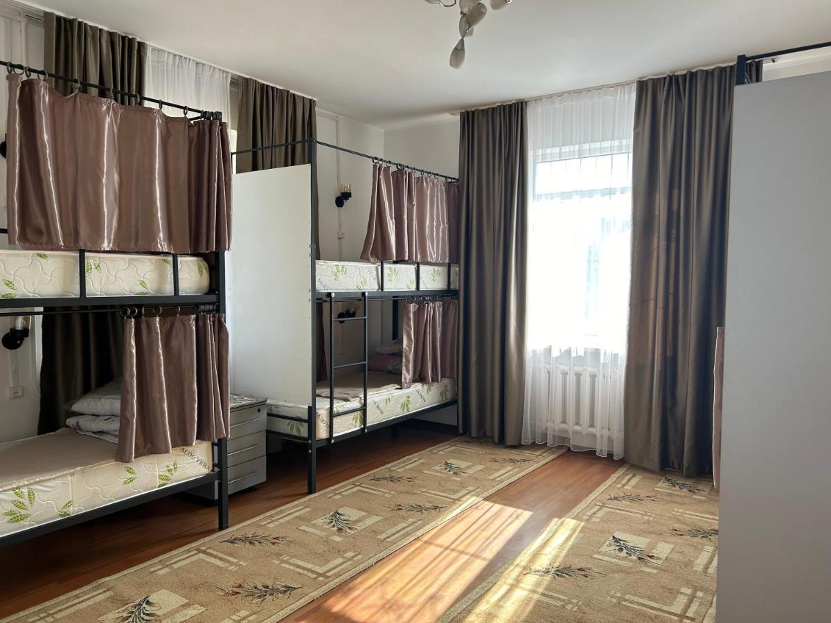 Aya Sofia Hostel Bishkek Luaran gambar