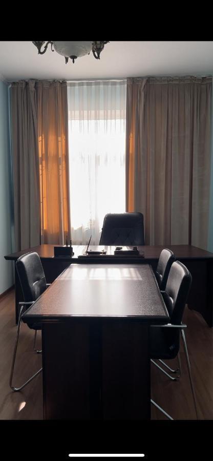 Aya Sofia Hostel Bishkek Luaran gambar