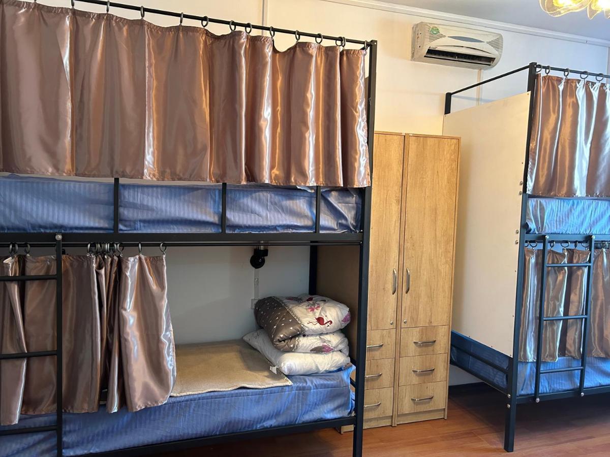 Aya Sofia Hostel Bishkek Luaran gambar