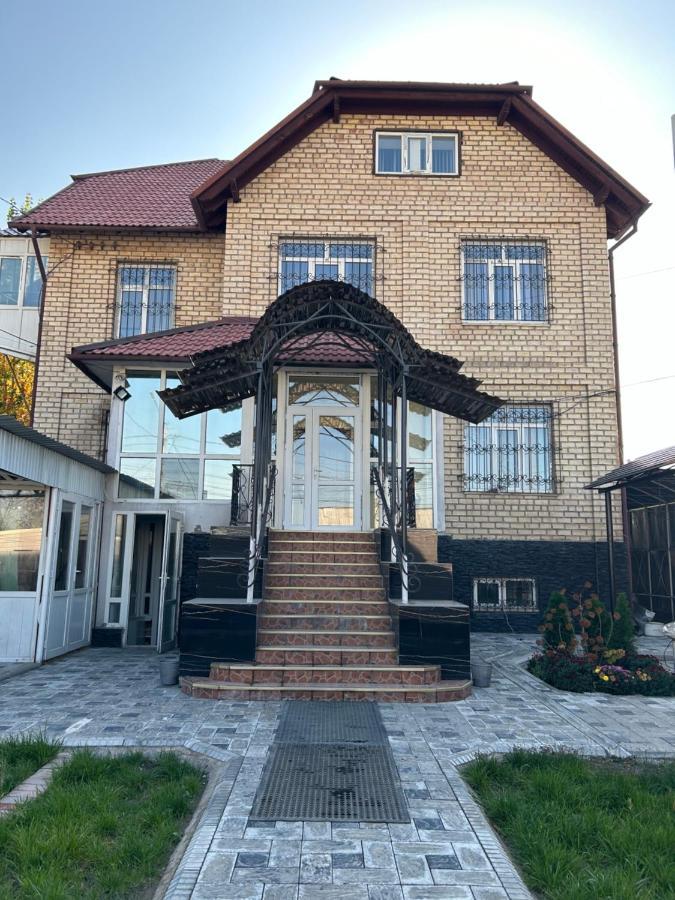 Aya Sofia Hostel Bishkek Luaran gambar